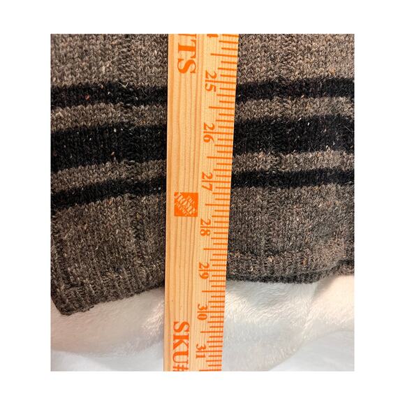 Oobe Wool Blend V-Neck Sweater Size XL NWT – Classic Gray Knitcore Pullover - Picture 10 of 11